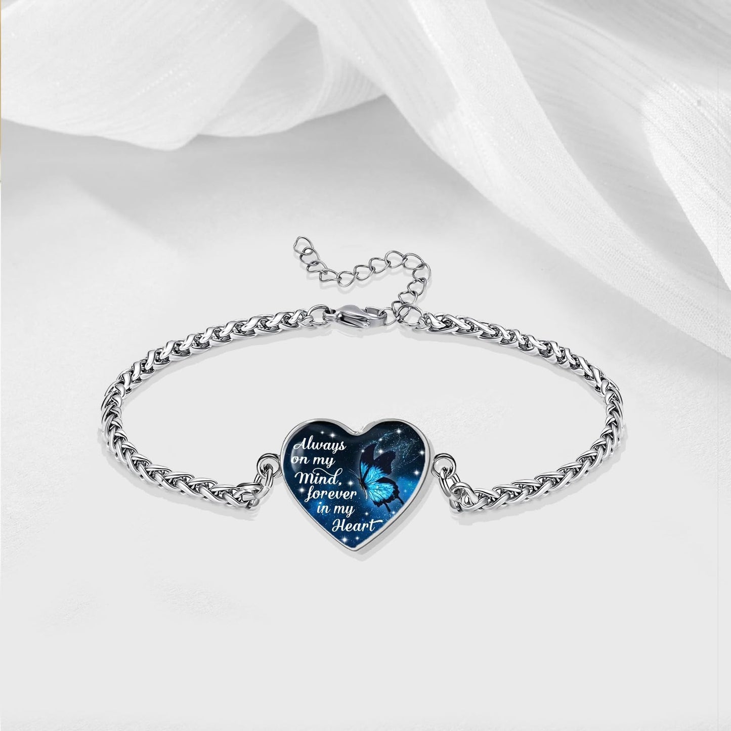 Cremation Jewelry Heart Urn Bracelet for Ashes for Women Memorial Pendant Human Ashes Keepsake Link Bracelet