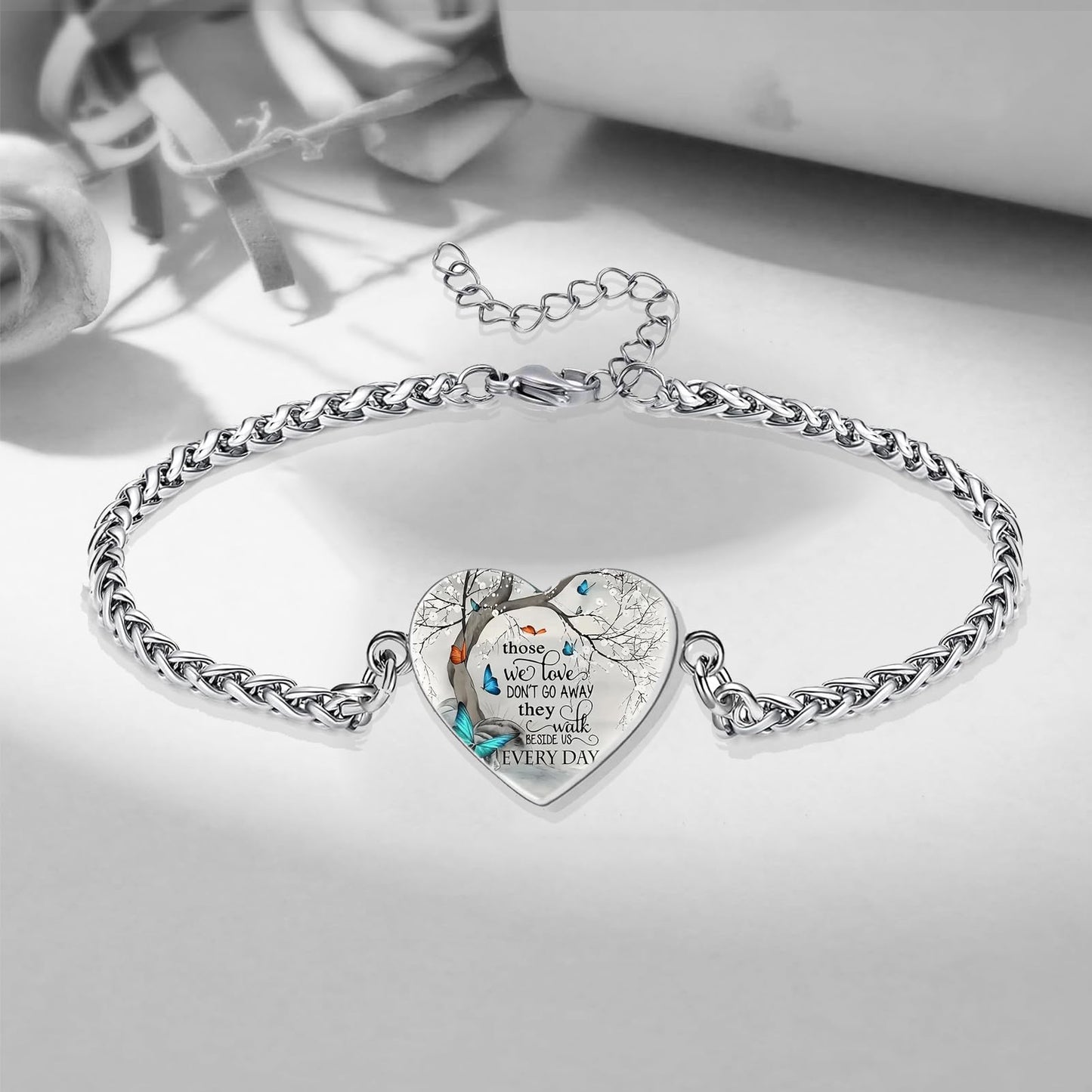 Cremation Jewelry Heart Urn Bracelet for Ashes for Women Memorial Pendant Human Ashes Keepsake Link Bracelet